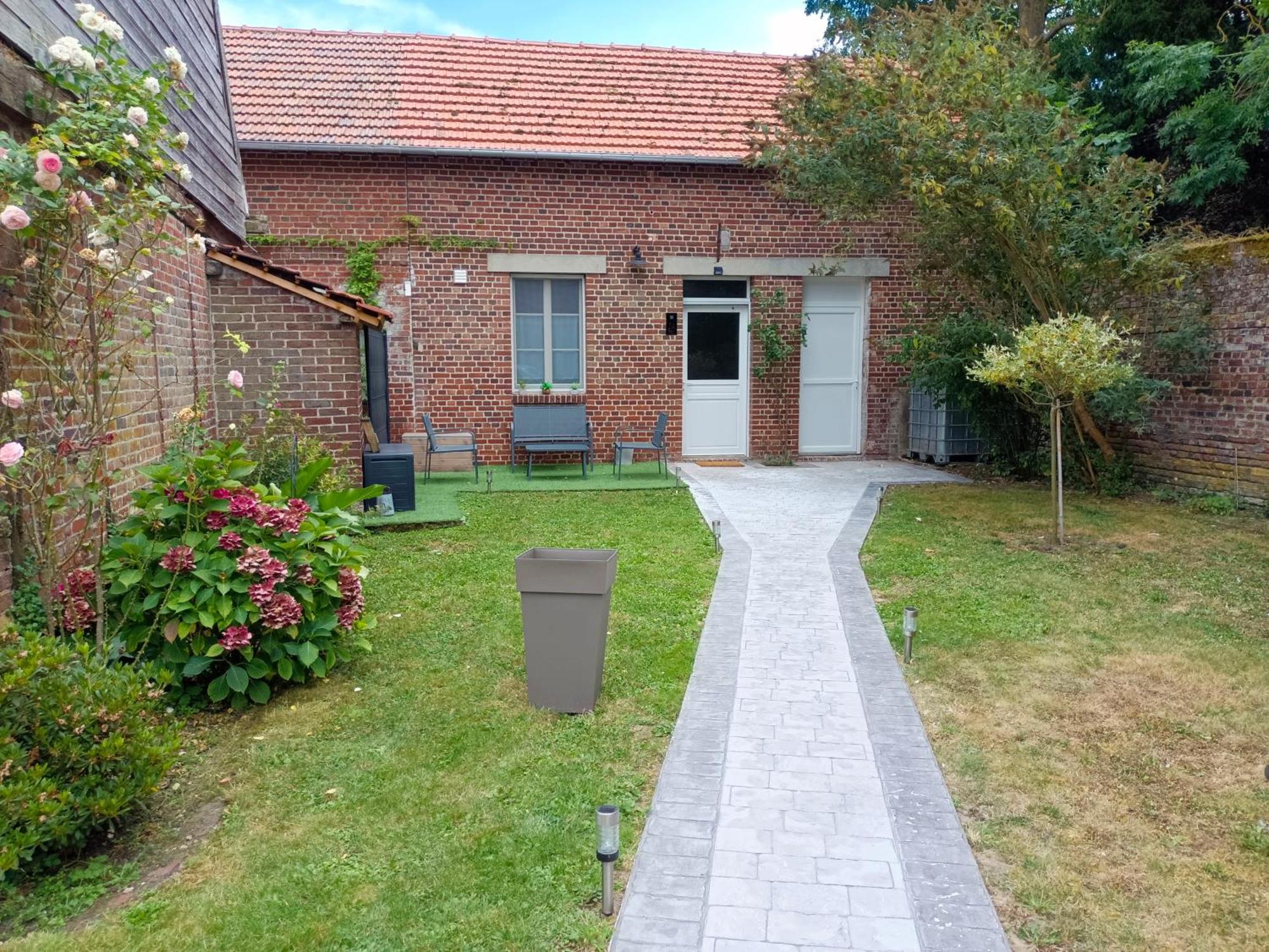 Au 112 Maison D'Hotes Estrees-Saint-Denis Esterno foto